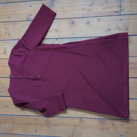 La Petite Garçonne Burgundy long sleeves ribbed dress - Picture 2 of 9